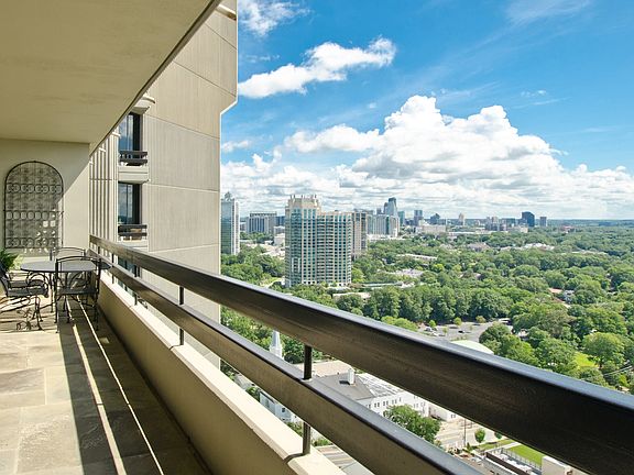 5th image of 2660 Peachtree Rd NW APT 34G