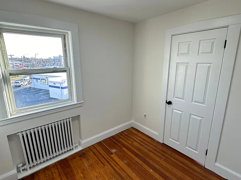 493 Lynn St #4 — Photo 13