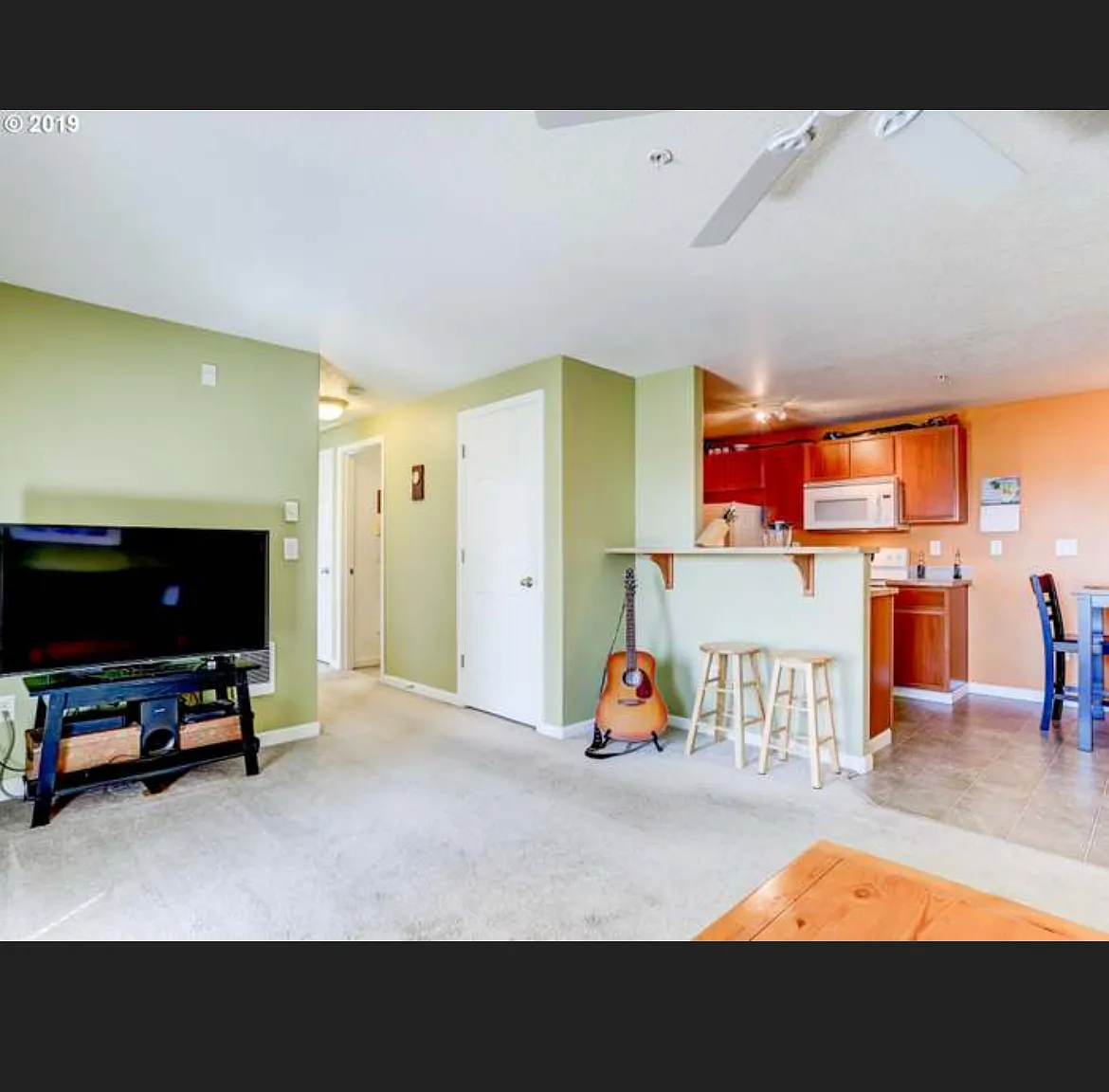 2 bed, 746 sqft, $1,400 — Photo 3