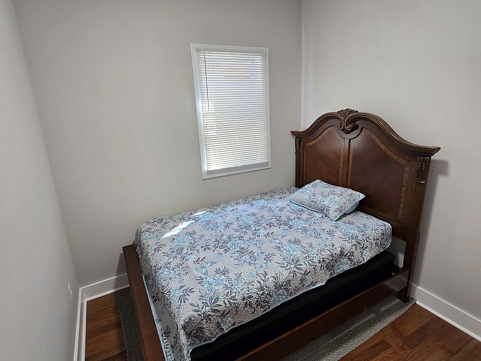 1st image of 415 Central Ave #1