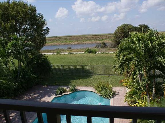 4th image of 6589 NW 128th Way