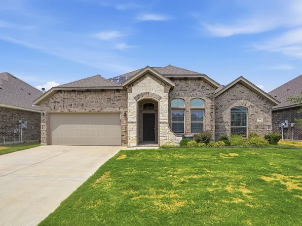 109 Independence Dr, Joshua, TX 76058