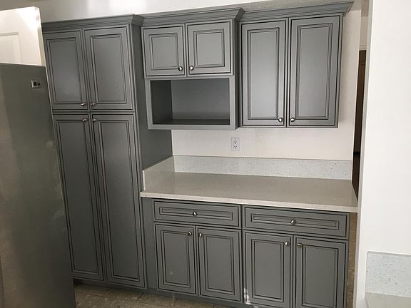 4th image of 679 Bataan Pl