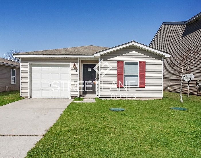 1st image of 205 Cloverbrook Dr
