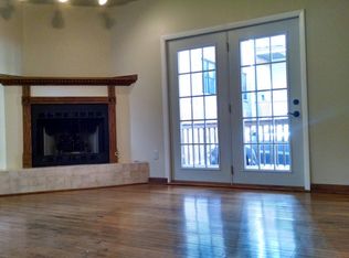 1113 W Patterson Ave #1115-1R, Chicago, IL 60613