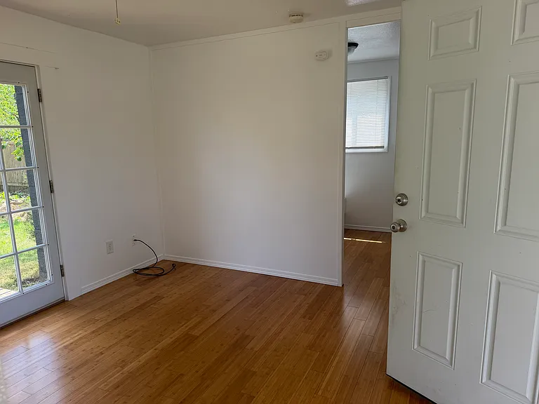 1217 S Durango St — Photo 15