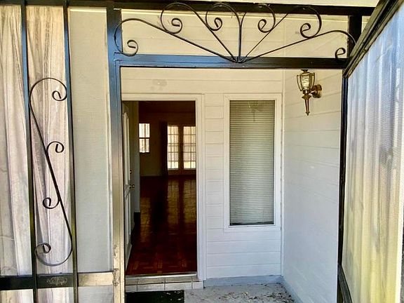 3rd image of 4348 Loma Alegre Dr
