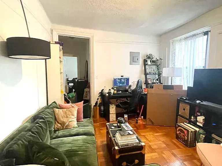 80 Haven Ave #1E — Photo 5