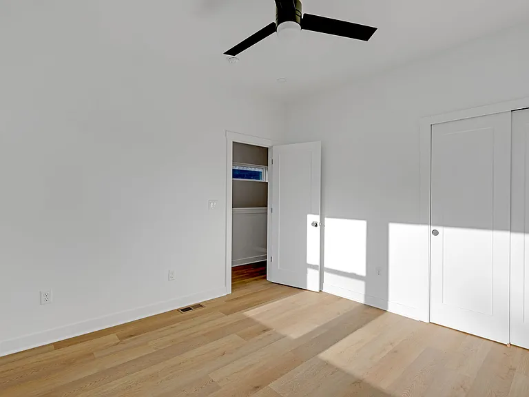 1025 Churchman Ave — Photo 49