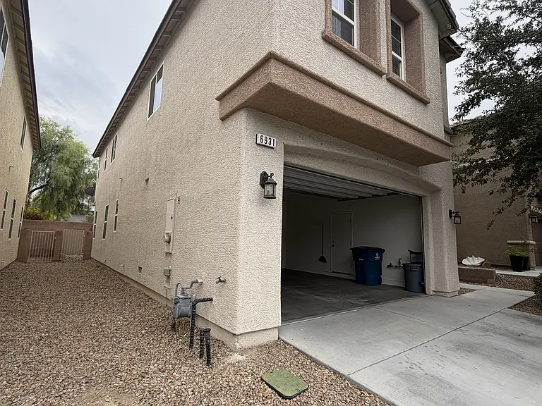 6931 Yellow Cosmos Ave — Photo 20