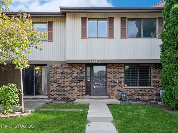 7333 Winthrop Way Unit 2, Downers Grove, IL 60516