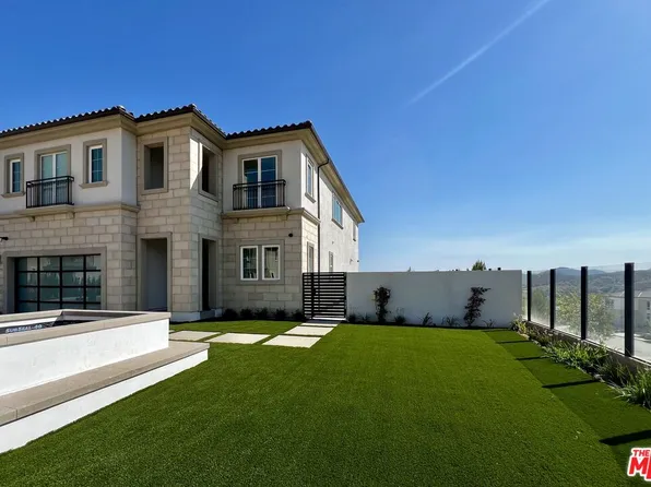 20758 W Deer Grass Ct, Northridge, CA 91326