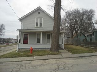 250 Watch St, Elgin, IL 60120