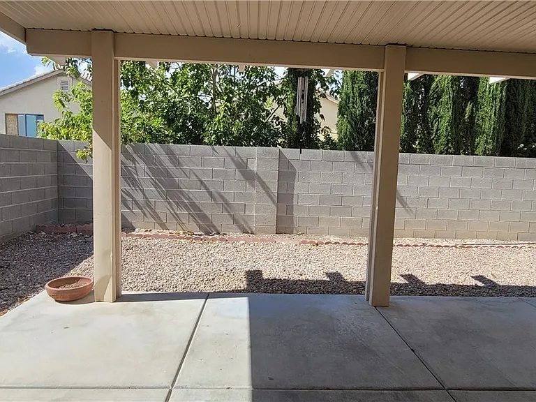 9584 Allison Ranch Ave — Photo 11