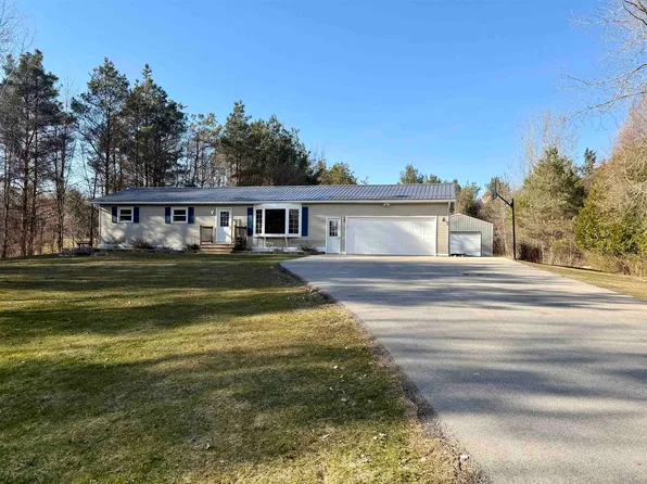 6634 Lower Rd, Sobieski, WI 54171