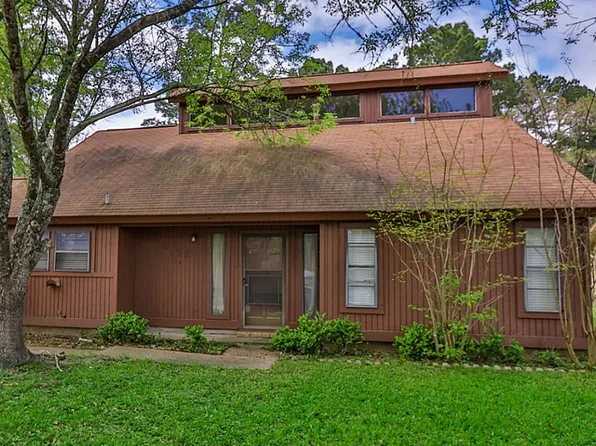 3111 Clay Cir, Huntsville, TX 77340