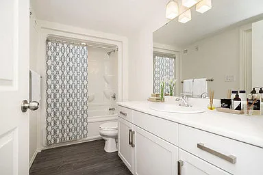 585 Ballantrae Dr — Photo 72