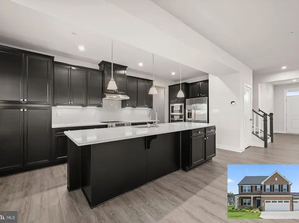 800 Moore Gate Way, Bowie, MD 20716