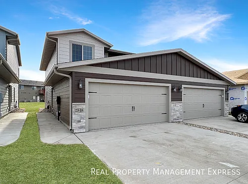 2114 S Ronsiek Ave Photo 1