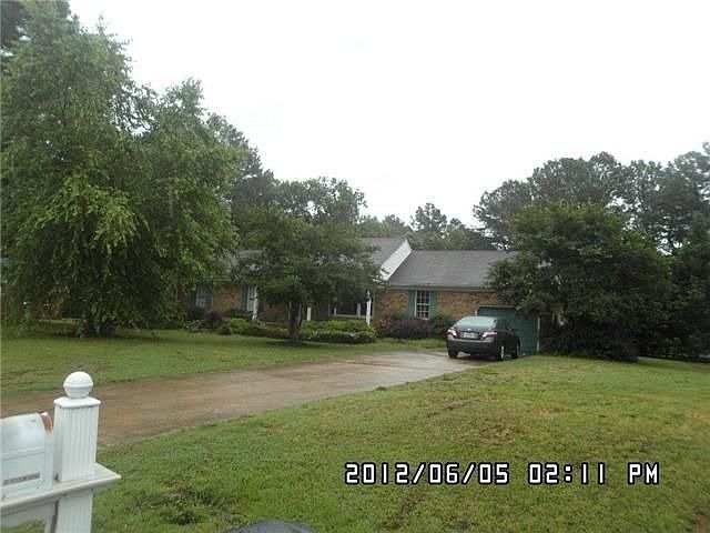 2nd image of 4212 Rivercliff Cres E