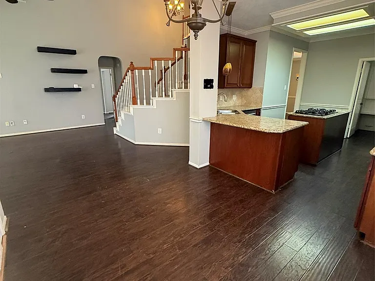 1927 Kelona Dr — Photo 5