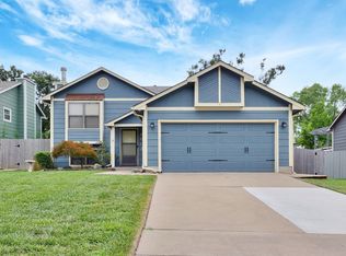 8903 E Cessna St, Wichita, KS 67210