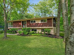 2 Hedge Row, New City, NY 10956