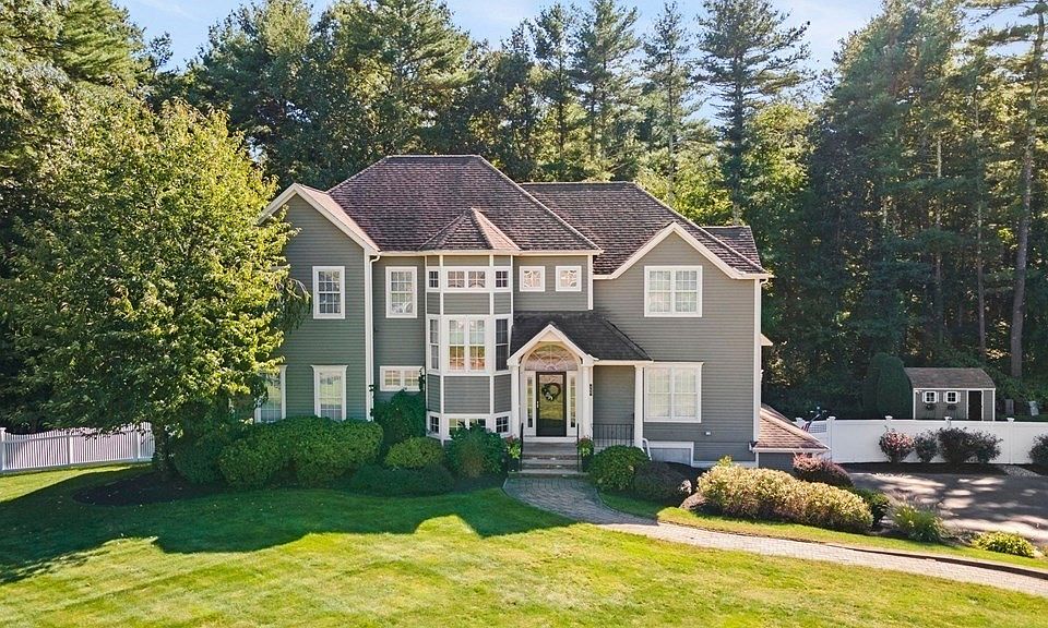 380 Mohawk Rd, Raynham, MA 02767 Zillow