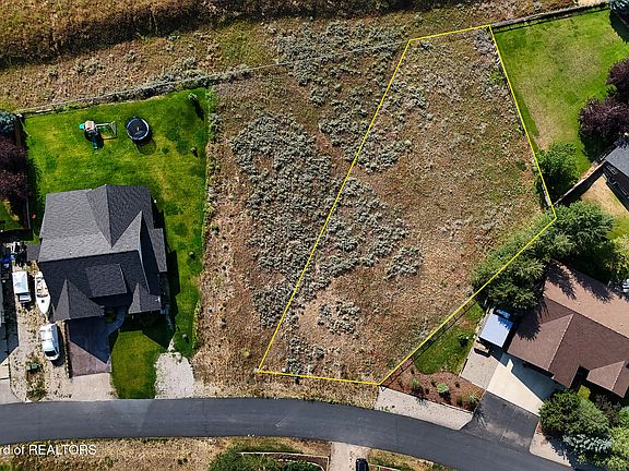 5th image of 536 Snake River Dr