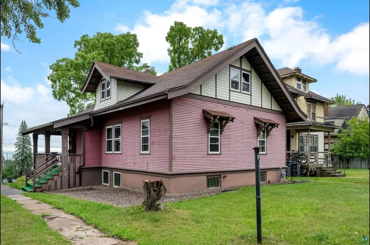 1928 East 5th Street - 1 — Photo 1