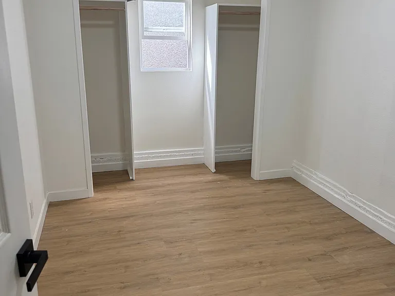 10930 Hayford St — Photo 4
