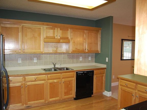4th image of 3175 Glenloch Pl #3175