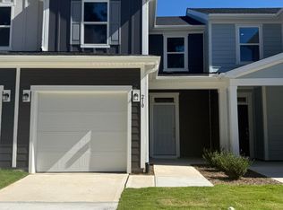 210 Parker Ln, Mebane, NC 27302