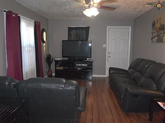 2nd image of 510 E Clinton St
