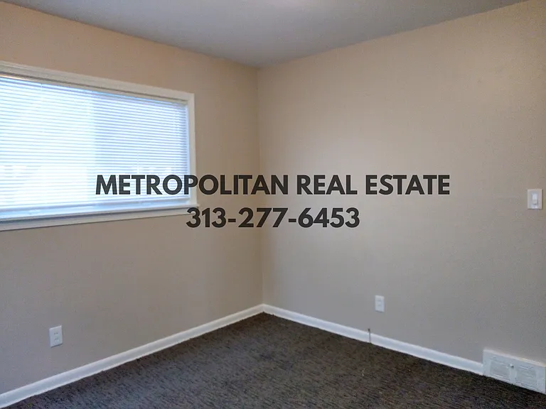 32971 Kathryn St — Photo 10