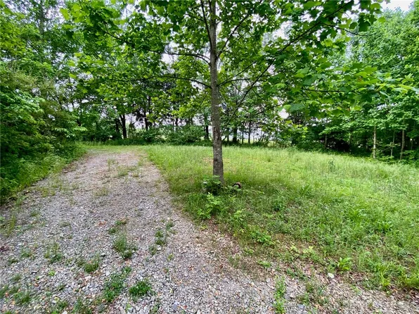 85 Pfeifer Rd, Manchester, OH 45144