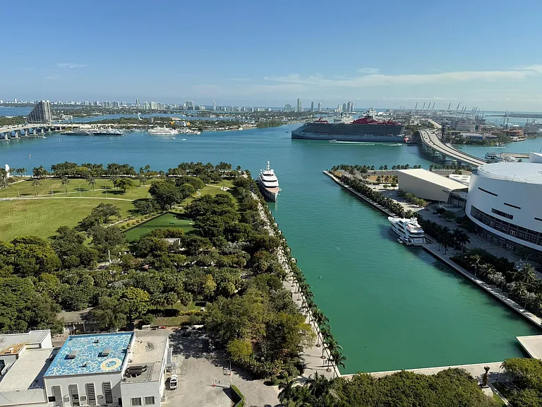 900 Biscayne Blvd #2807 — Photo 6