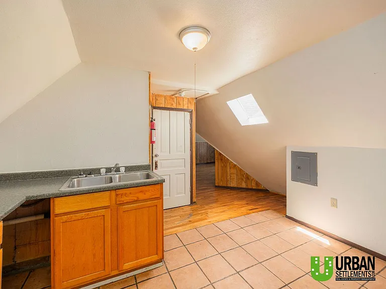 828 W Cleveland Ave — Photo 16
