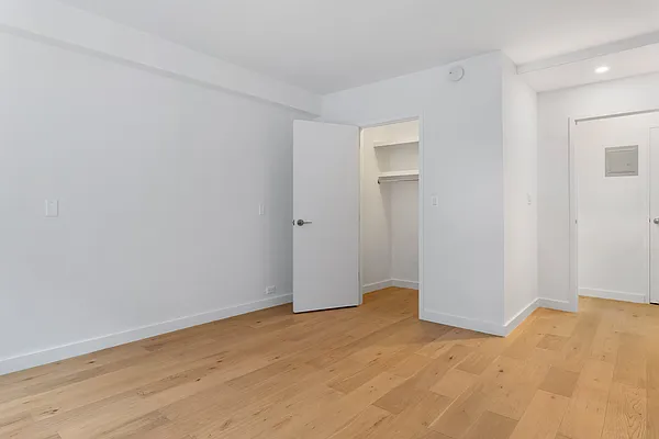 Rented by Oxford Property Group | media 30