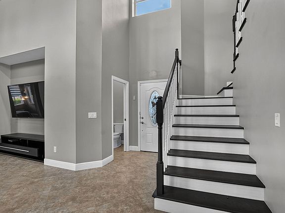 5th image of 17626 Tiffany Trace Dr