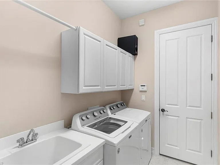 6155 Dogleg Dr — Photo 19