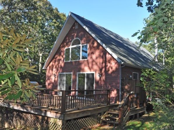 67 Houston Dr