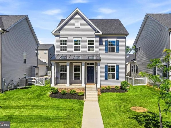 205 Baughmans Ln, Frederick, MD 21702