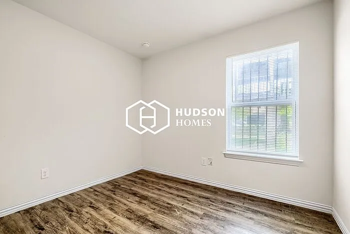 5234 Rita Ave — Photo 9