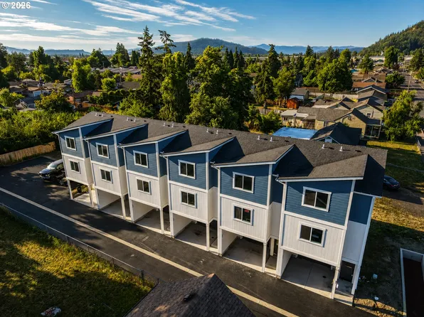 505 17th St, Springfield, OR 97477
