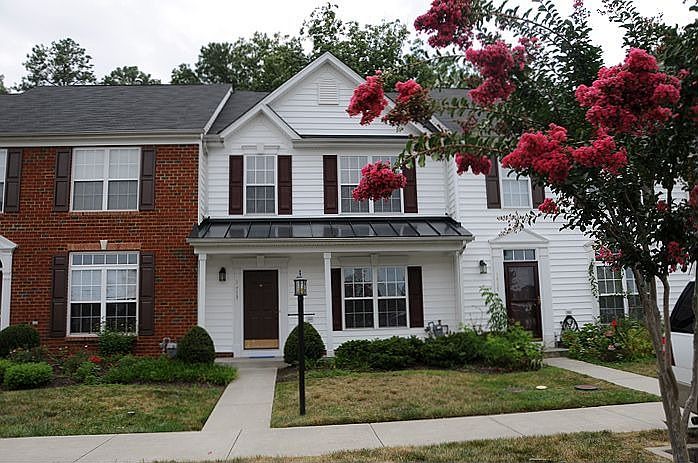 Front w/ Porch