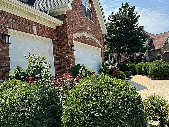 3rd image of 25711 Skyline Ct N