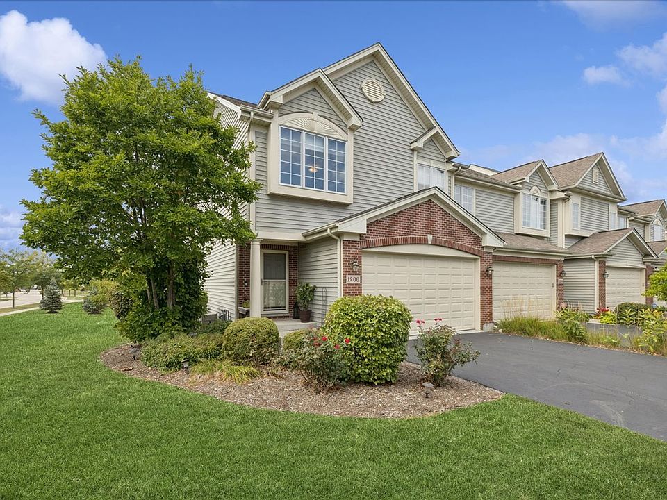 1st image of 1200 W Lake Dr