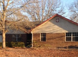 42 Kelly Ln, Hinesville, GA 31313