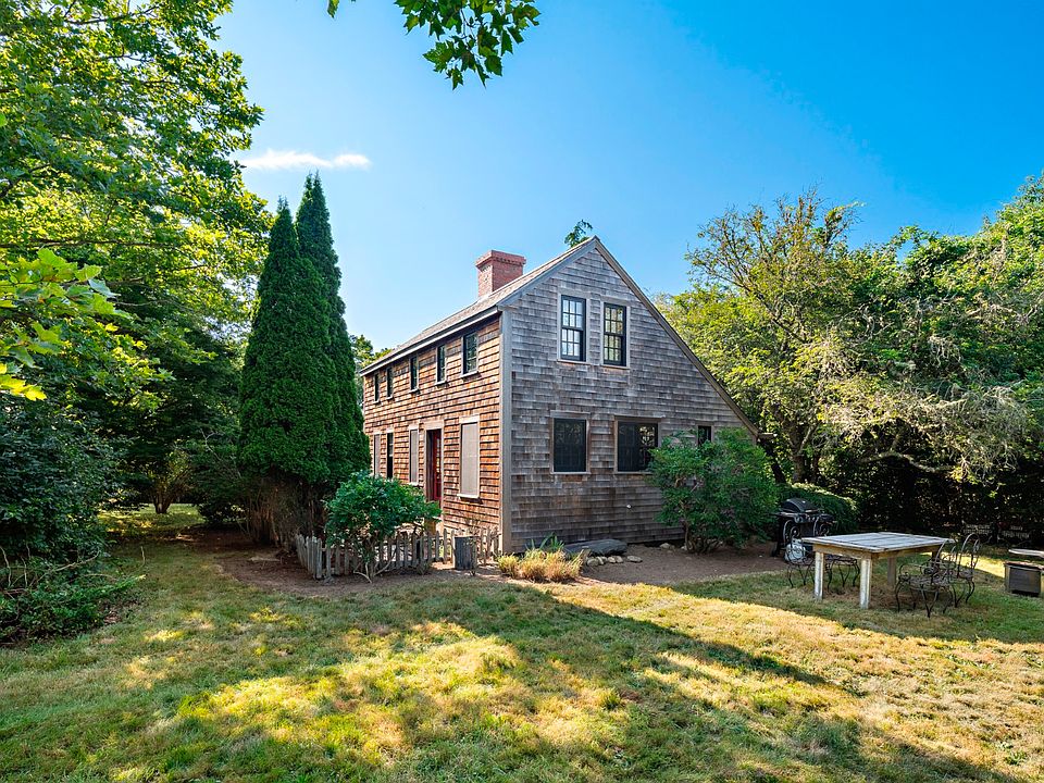 1st image of 4 Elias Ln